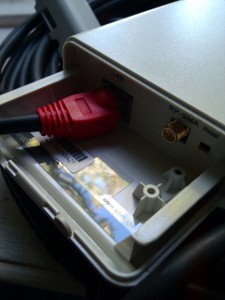 2010-07-07 17.26.24 NS2 NIC & Antenna port